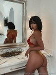 OnlyFans Elena Kamperi