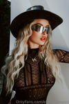 OnlyFans Elena Kamperi