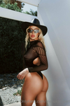 OnlyFans Elena Kamperi