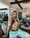 OnlyFans Elena Kamperi