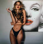 OnlyFans Elena Kamperi