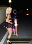 Coco, a vagabunda loira uma prostituta de rua e clube