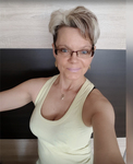 Silvia Polish slim mature slut