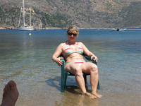 Mature slut outdoor and home