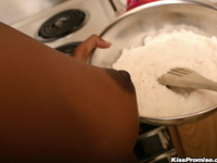KissPromise - Pics from Baking A Cake
