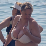 Peitos enormes russos