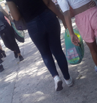 Rabo Gostoso dessa morena se curvando para mim