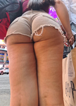 Acho que ela não sabia que suas bochechas suculentas estavam