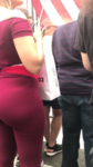 porra ela ta deixando todo mundo d epau duro