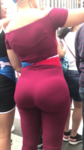 porra ela ta deixando todo mundo d epau duro