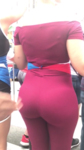 porra ela ta deixando todo mundo d epau duro