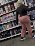 Bunda redonda e grossa de ébano