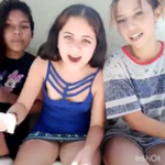 3 Putinhas Safadas se masturbando 3