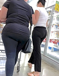 Latina Milf novinha em folha