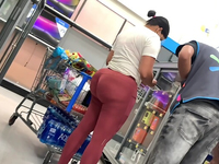 A Morena Rabuda Gostosa Pagou Calcinha no mercado