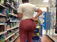 A Morena Rabuda Gostosa Pagou Calcinha no mercado