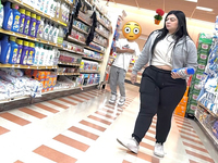 Latina gostosa com belos seios