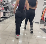 Problema em Dobro Duas latinas com seios enormes fazendo com