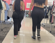 Problema em Dobro Duas latinas com seios enormes fazendo com