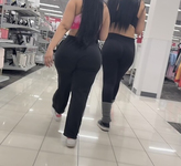 Problema em Dobro Duas latinas com seios enormes fazendo com