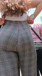 Quando ela Pucha para cima a calça me enlouqueço