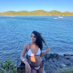 @_gabbyzz__ Morena Gostosa