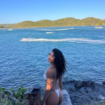@_gabbyzz__ Morena Gostosa