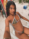 @_gabbyzz__ Morena Gostosa