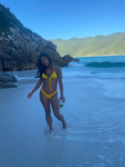 @_gabbyzz__ Morena Gostosa