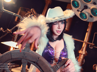 Umeko J - Nico Robin (Miss All Sunday)