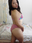 Profesora desnuda con hermosas piernas