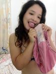 Profesora desnuda con hermosas piernas