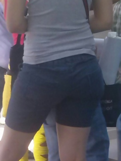 Bermuda_Jeens