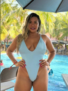 Deby Valente